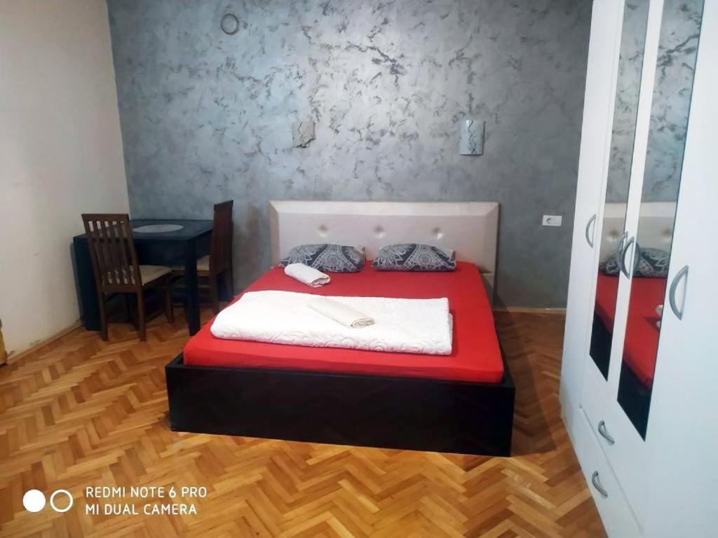 Old Town Rooms Подгориця Екстер'єр фото